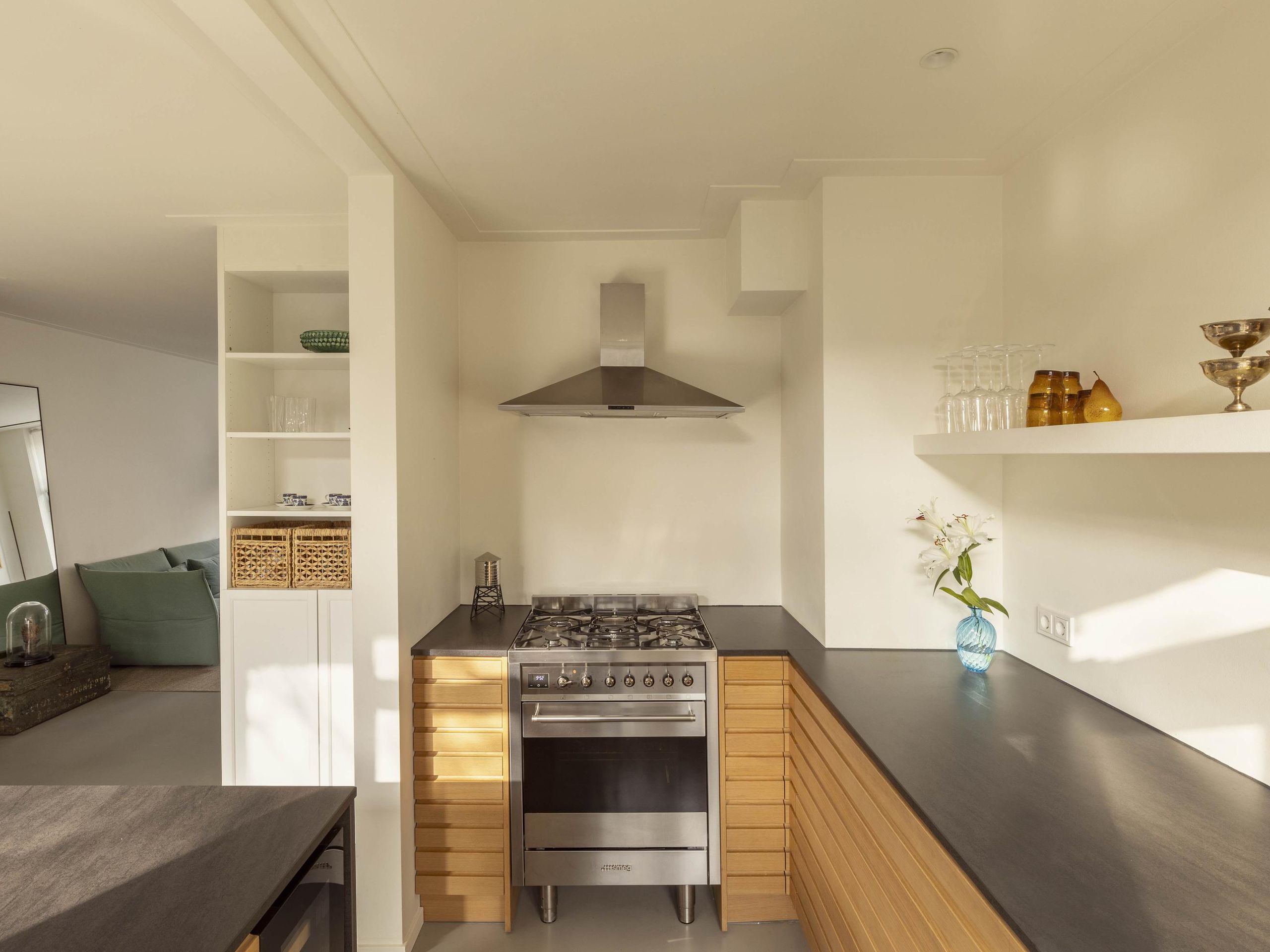 Van Neckstraat 33 — 8