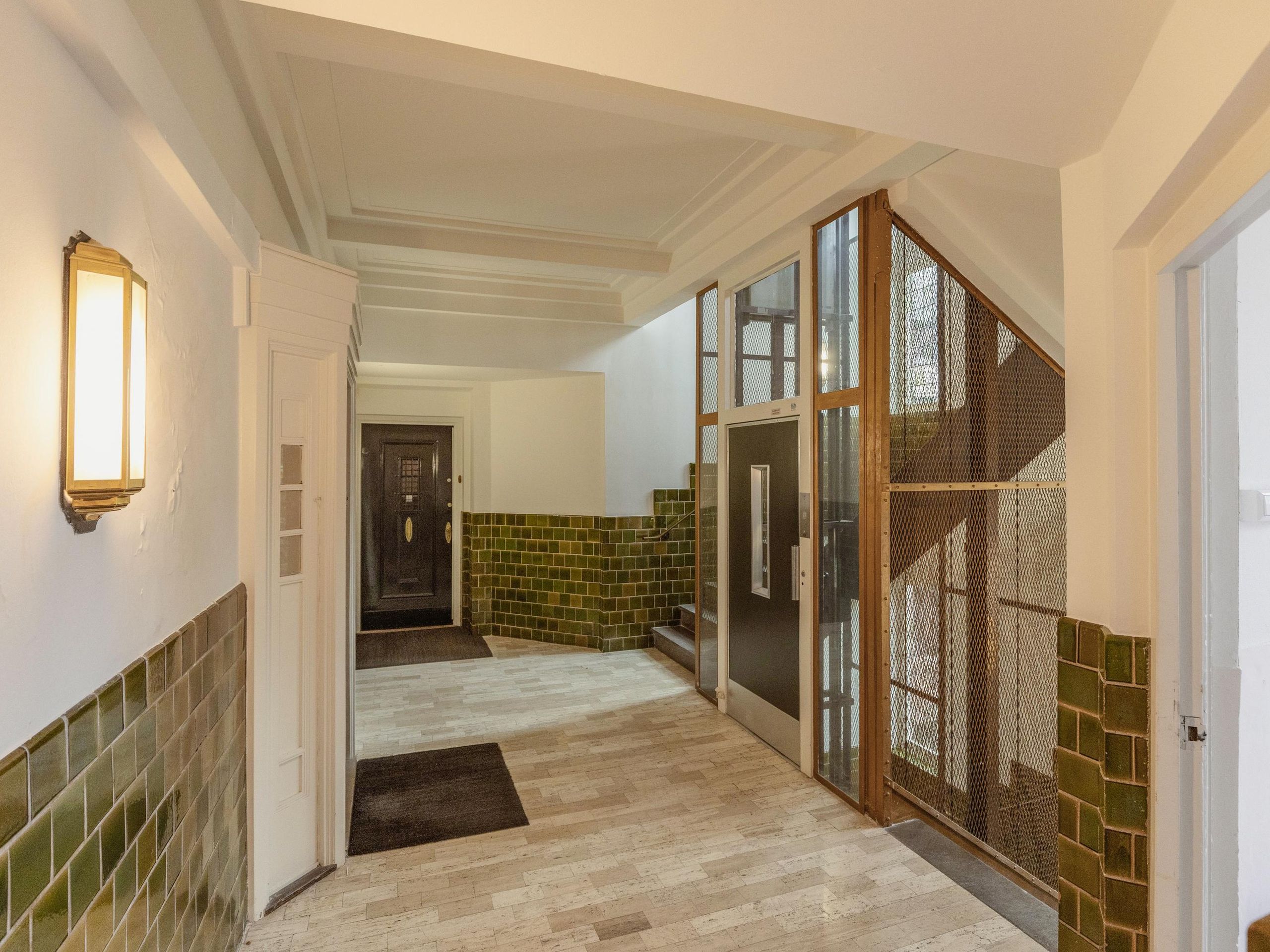 De Lairessestraat 90-3R — 18