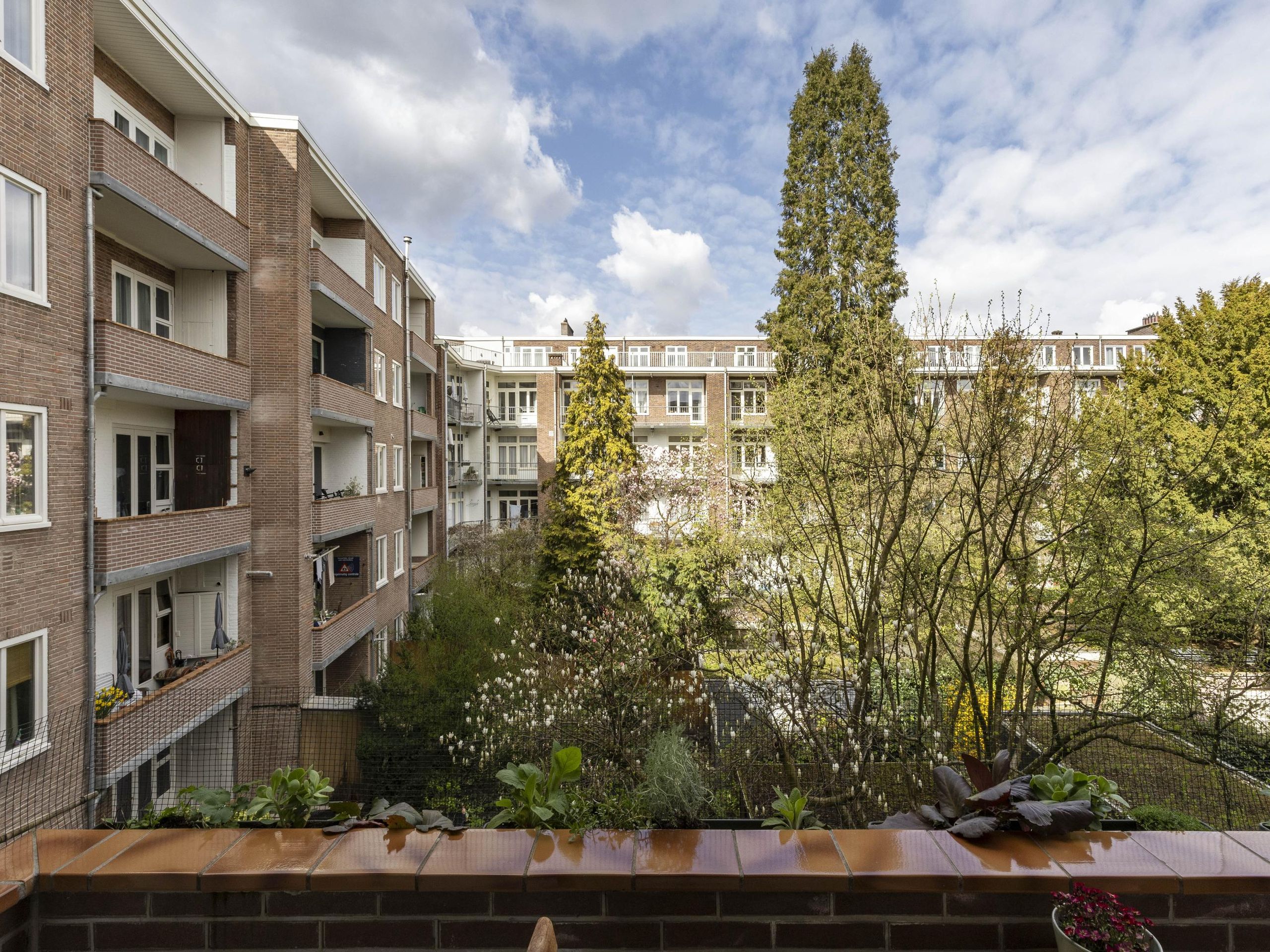 Courbetstraat 44-2 — 12