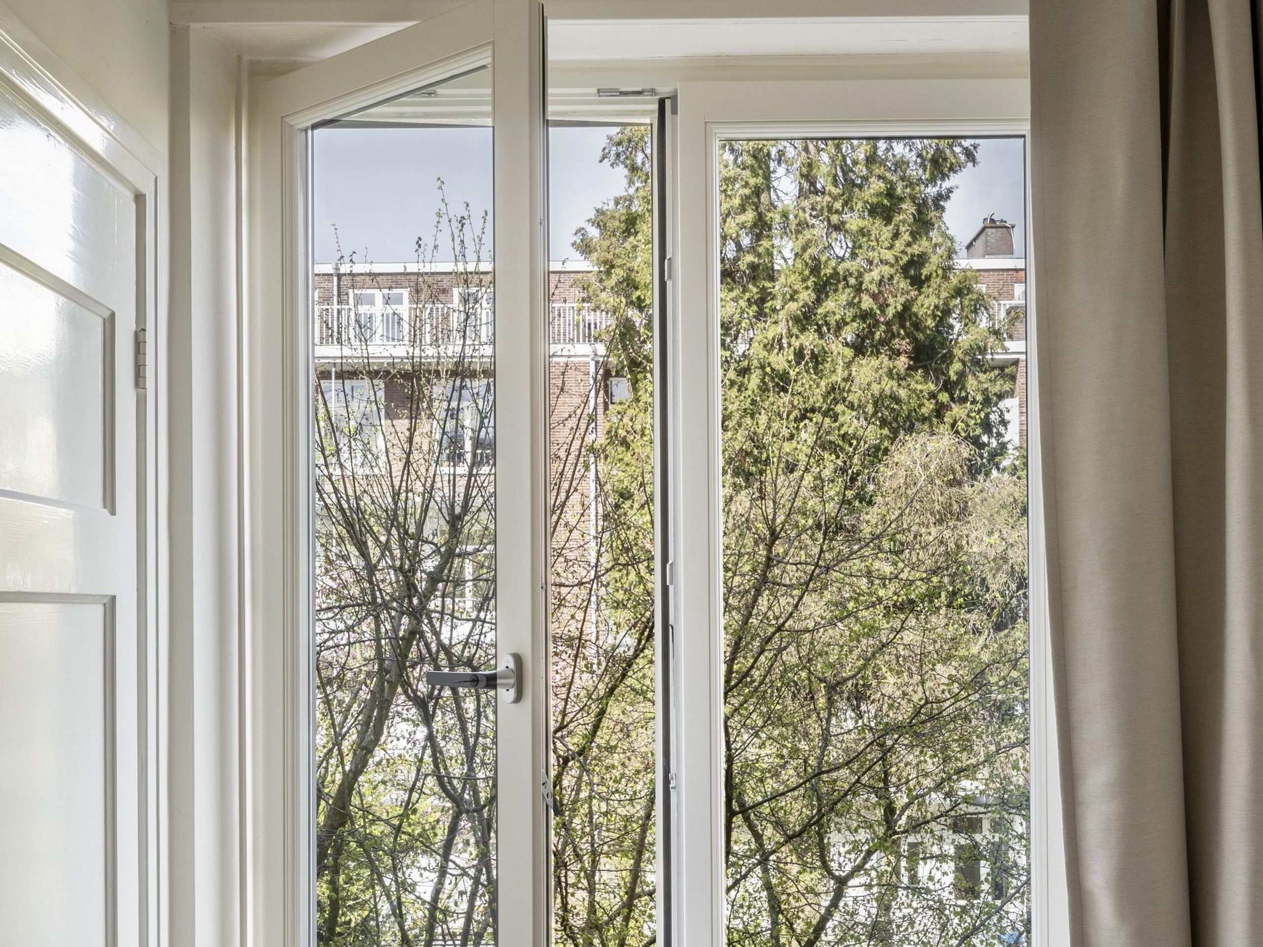 Courbetstraat 44-2 — 17