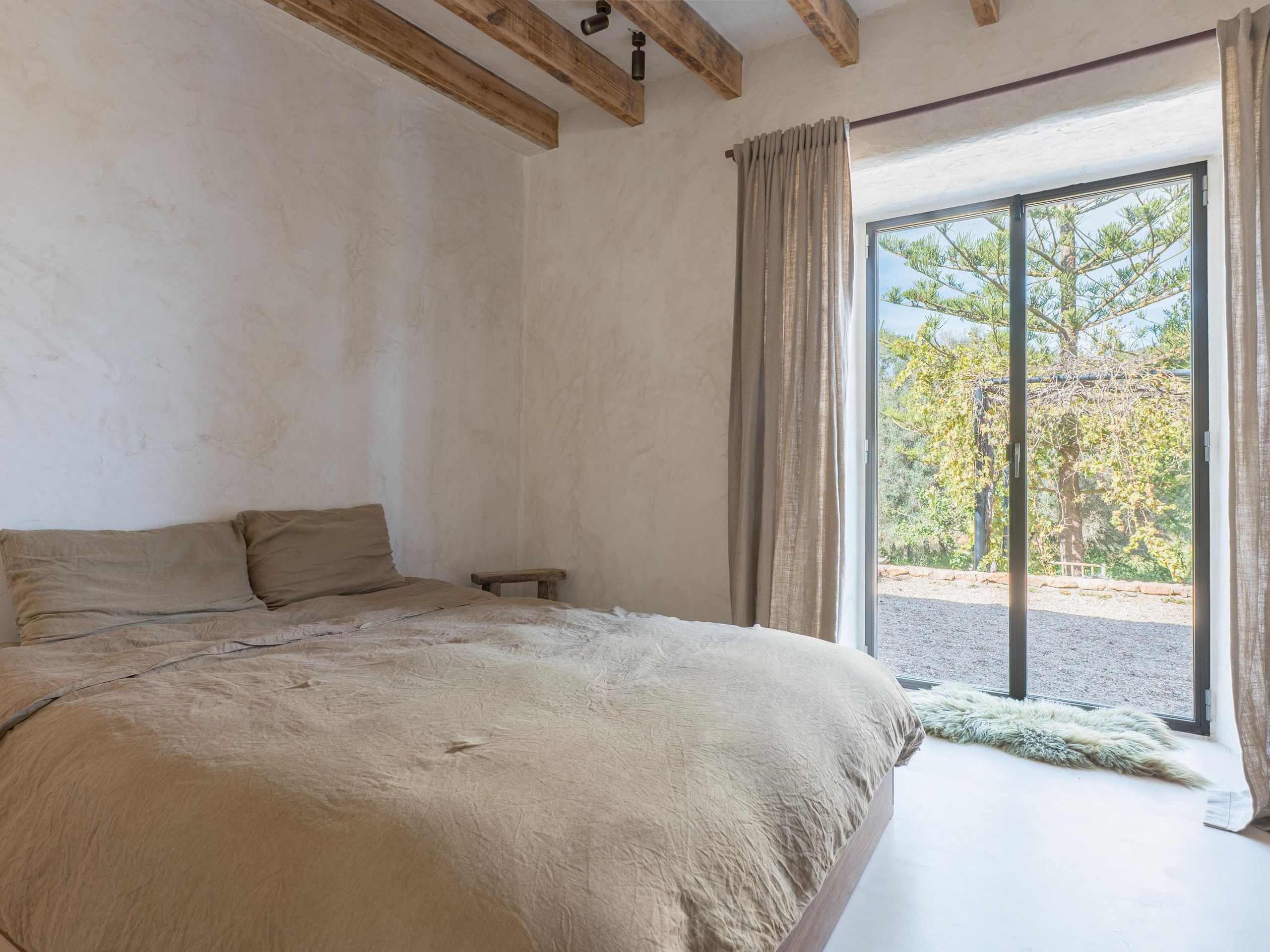 Residence 22  — 16