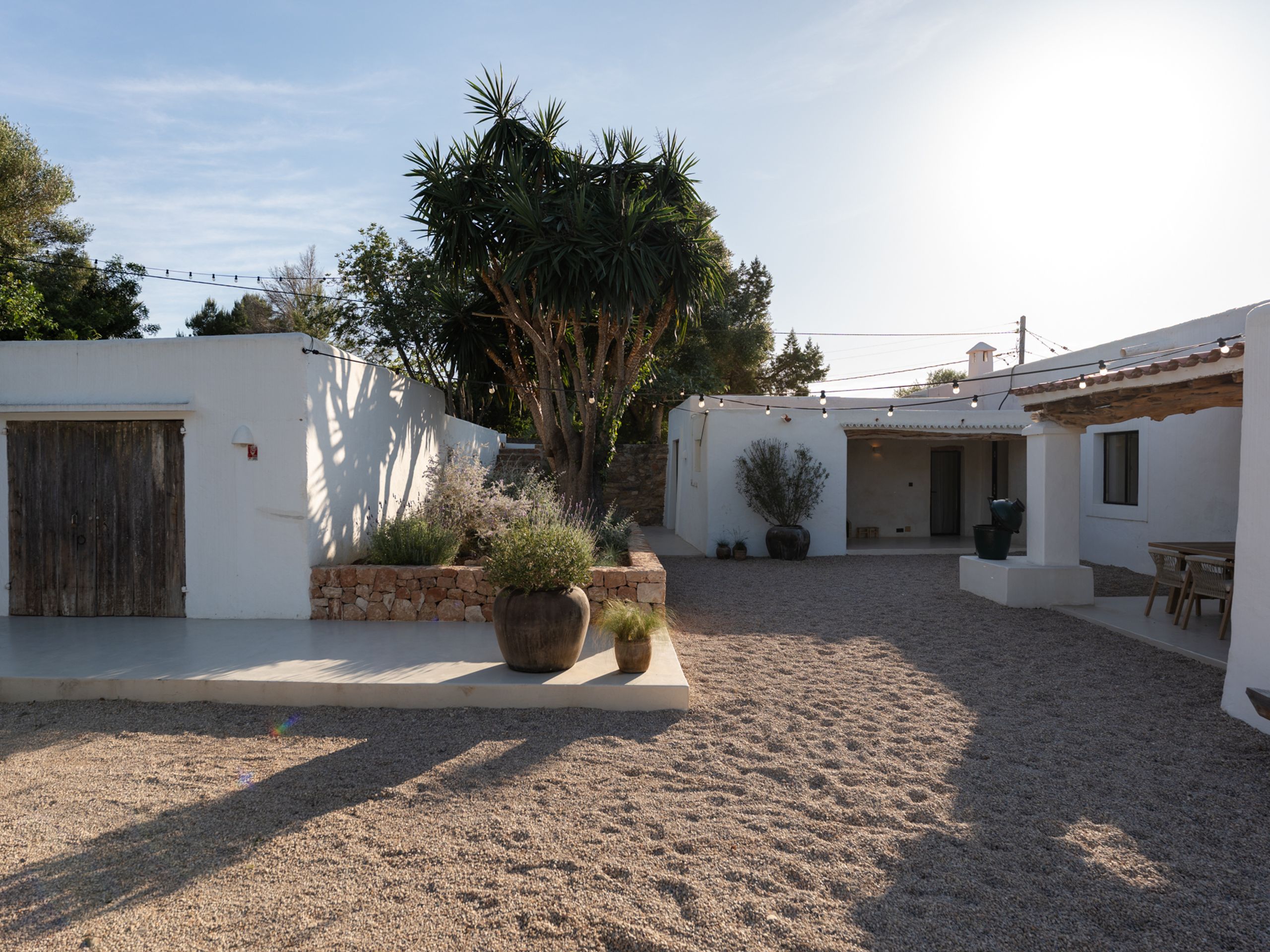 Residence 22  — 23