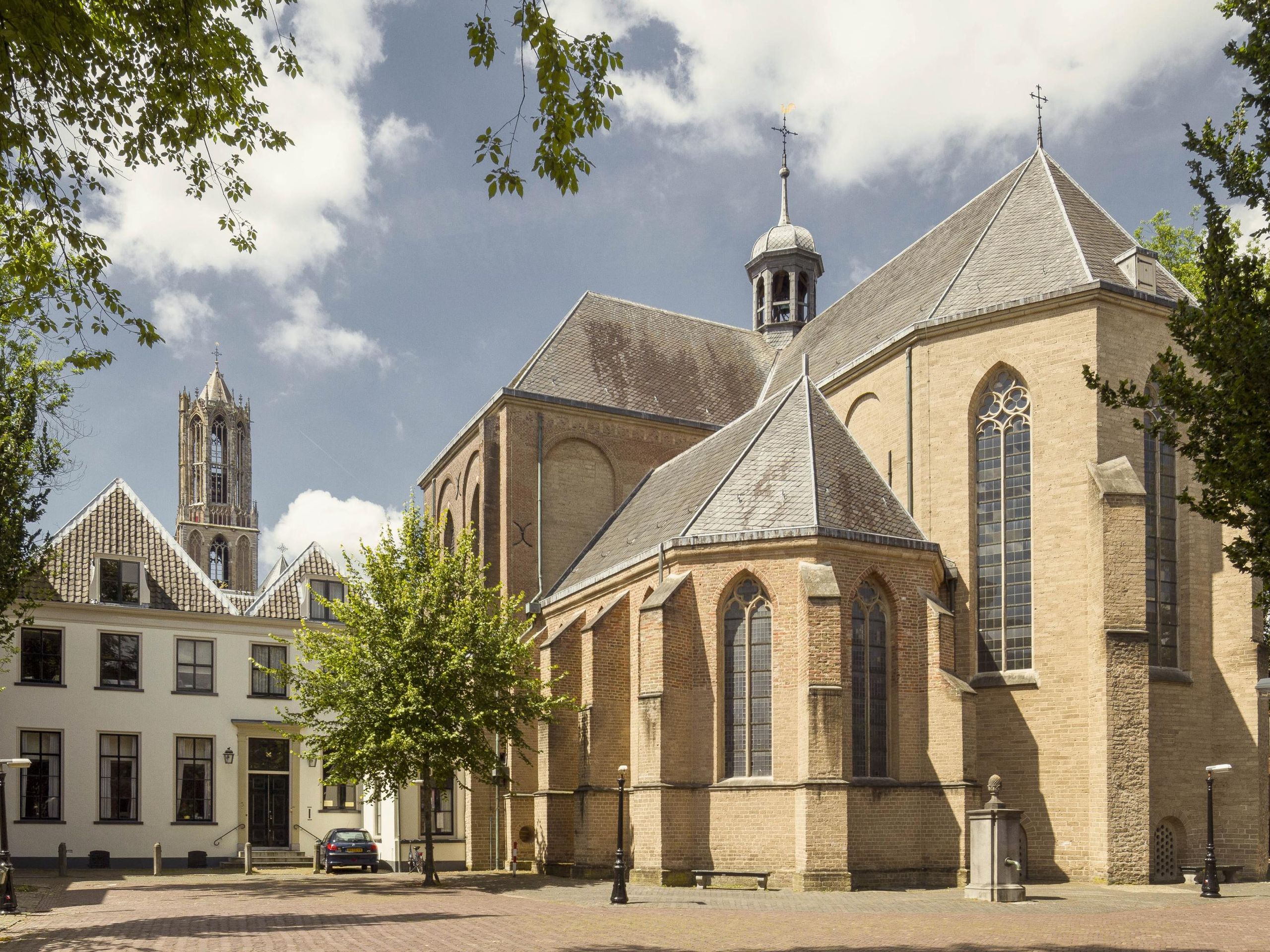 Pieterskerkhof 8 — 3