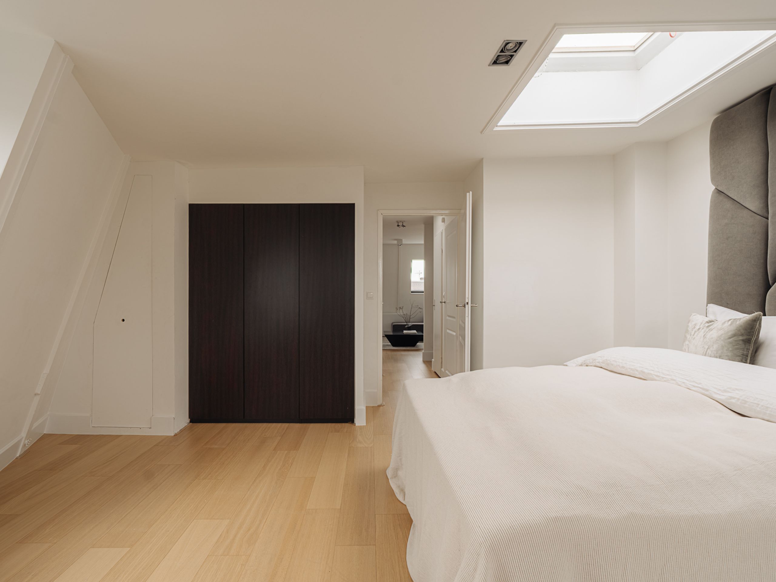 Roelof Hartstraat 15-D — 17