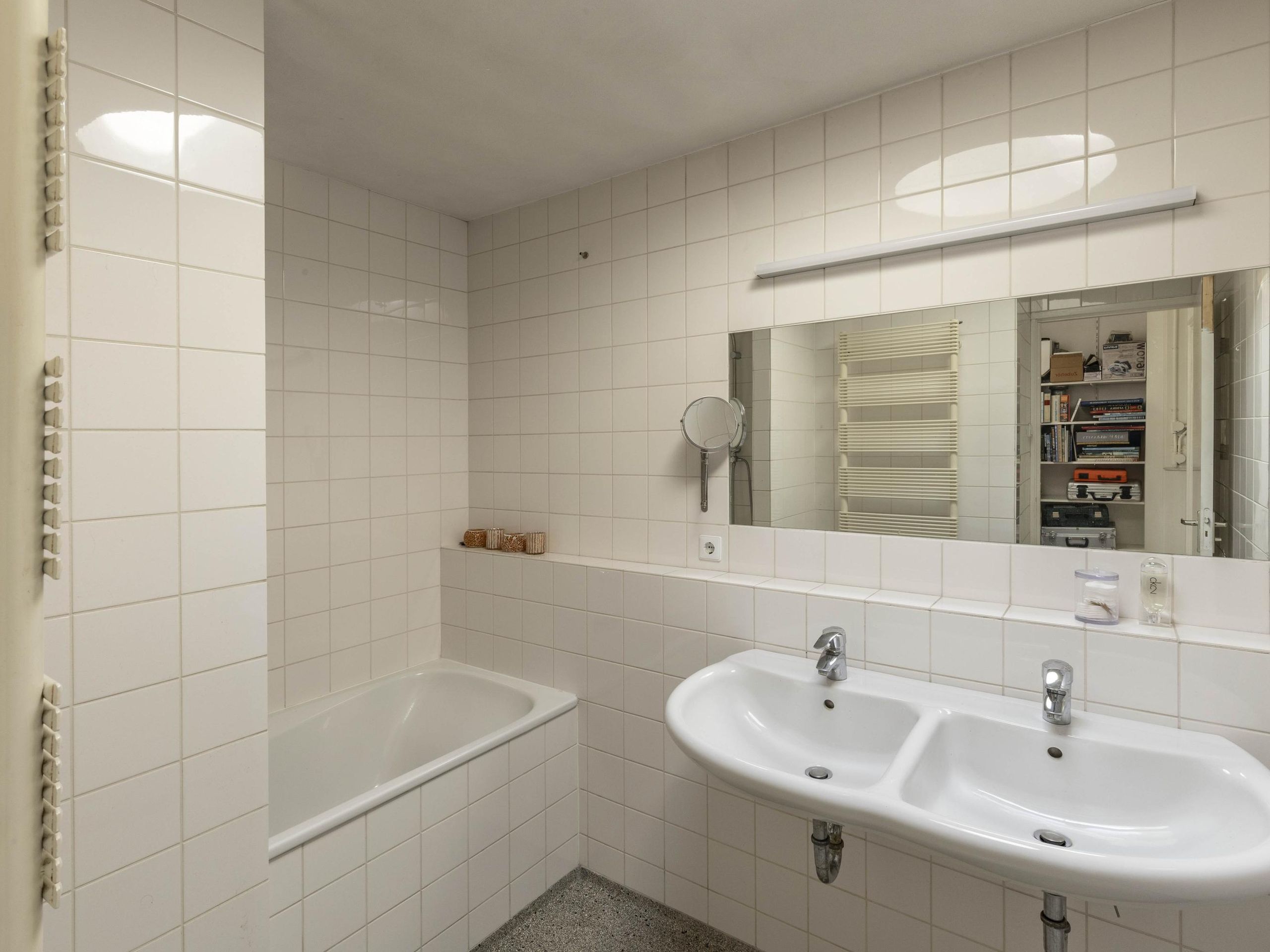 Frederiksplein 20 — 28