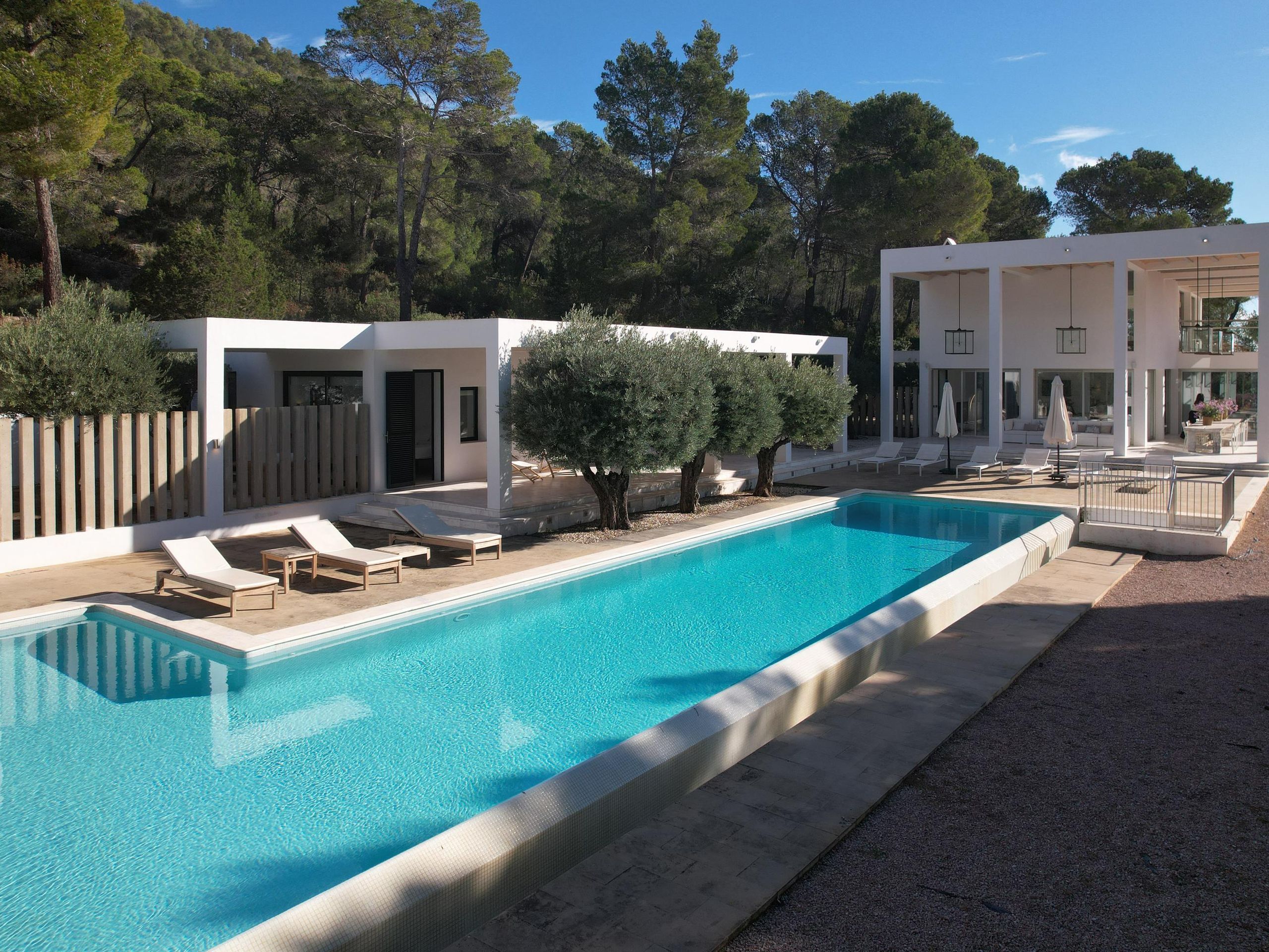 Villa Iris  — 23