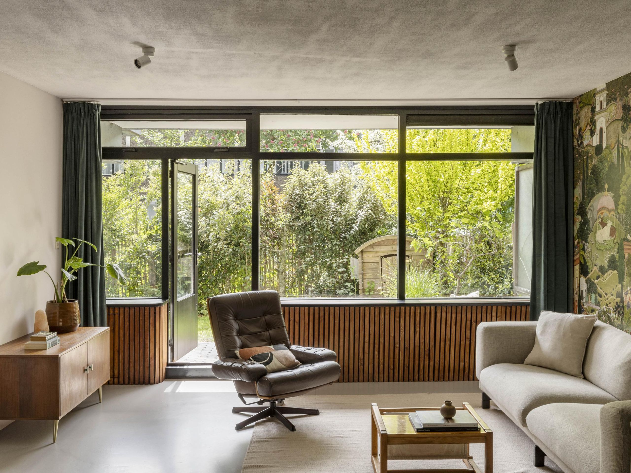 Bramzeilhof 10 — 1