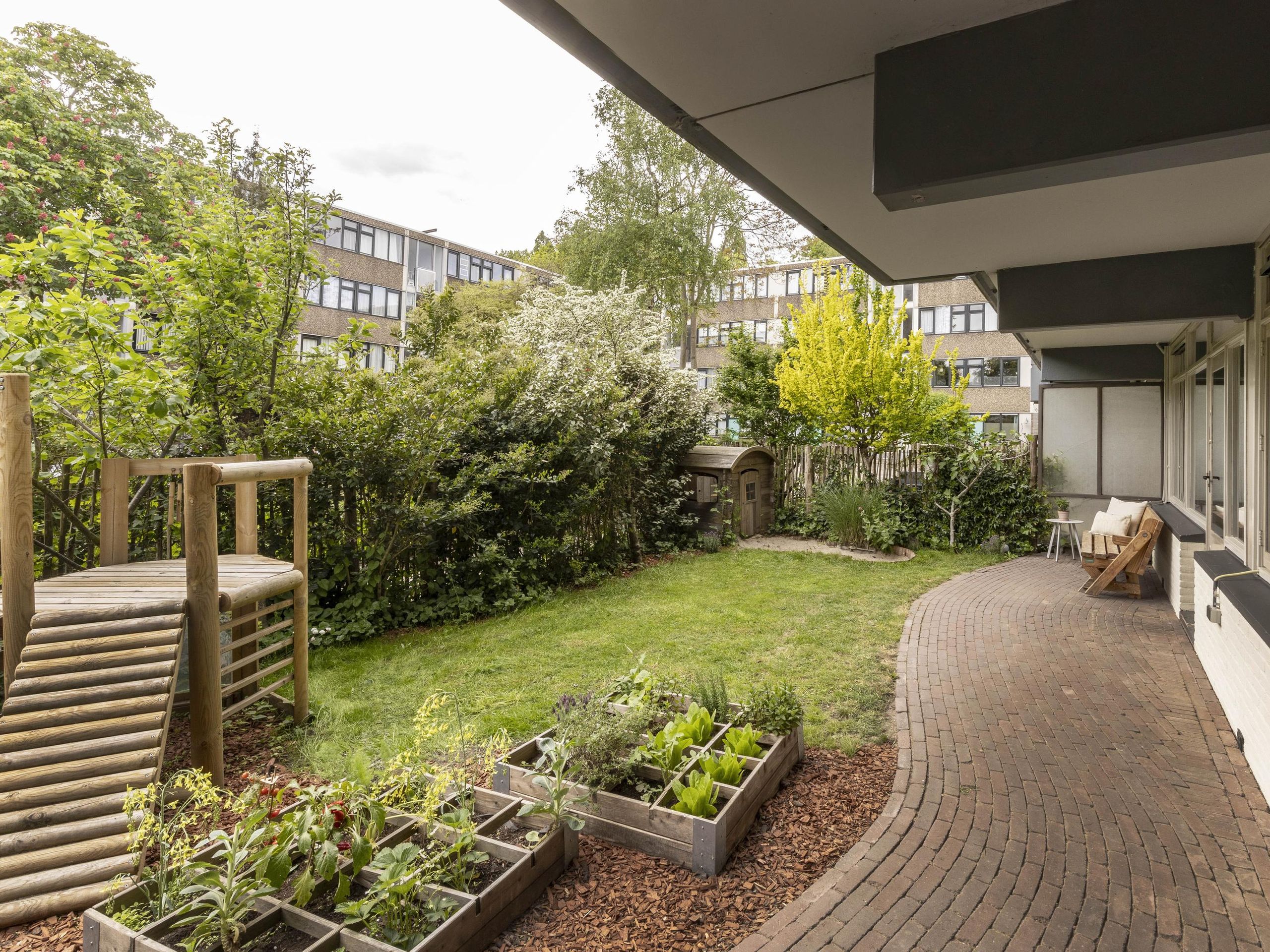 Bramzeilhof 10 — 2