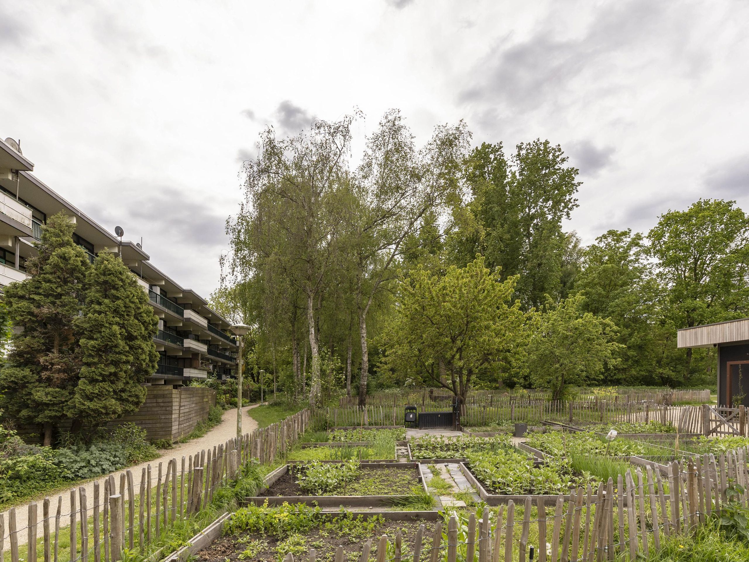 Bramzeilhof 10 — 23