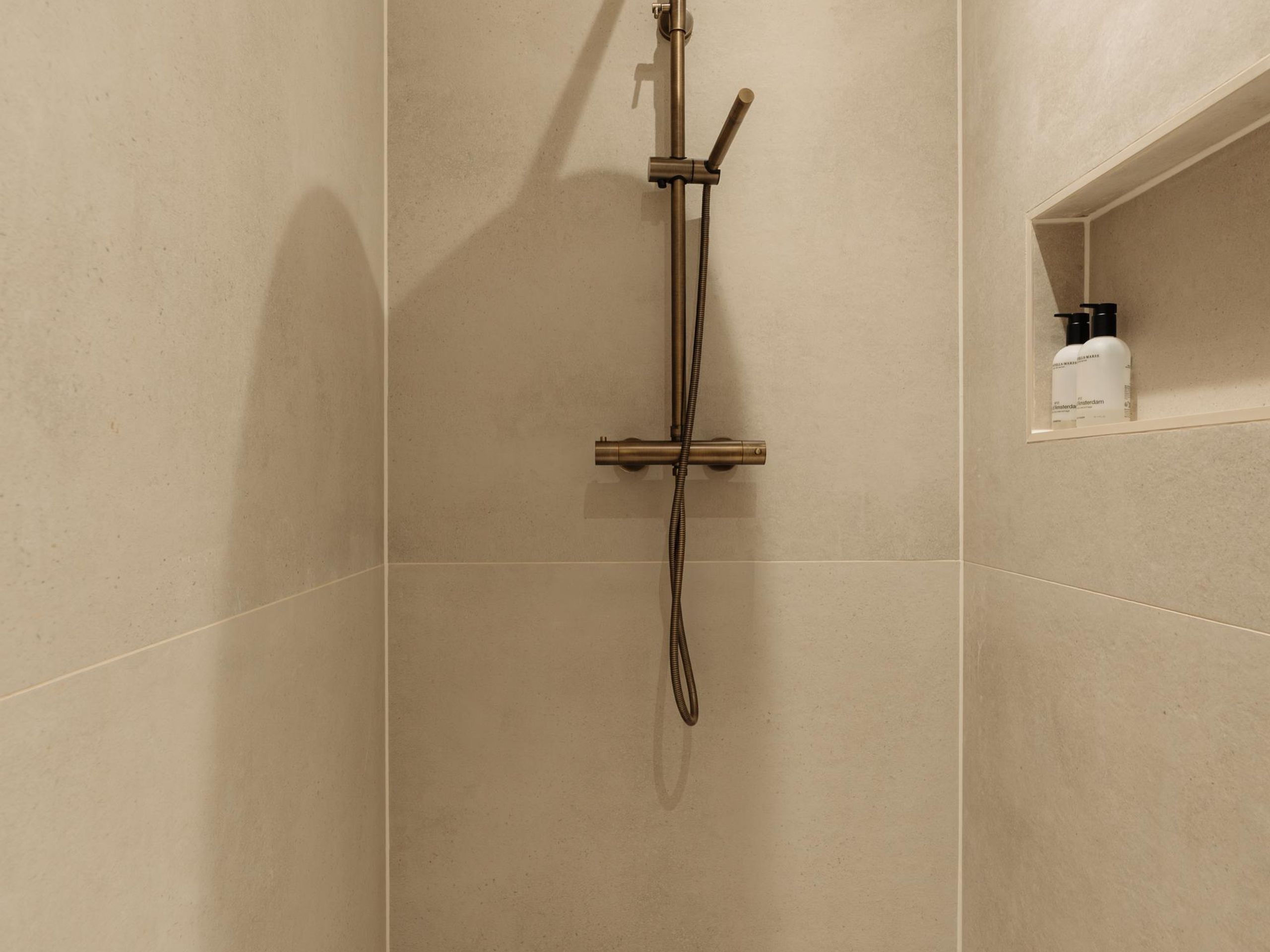 Frederik Hendrikstraat 124-3 — 17