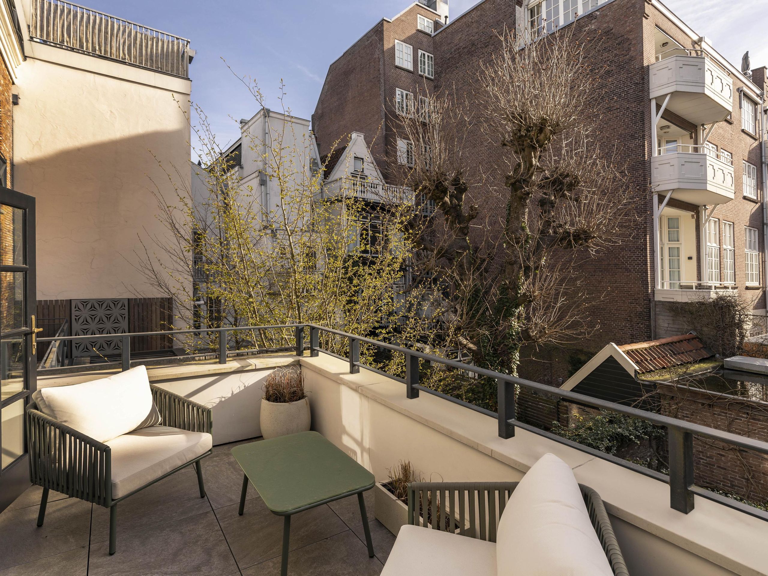 Weteringstraat 9 — 17