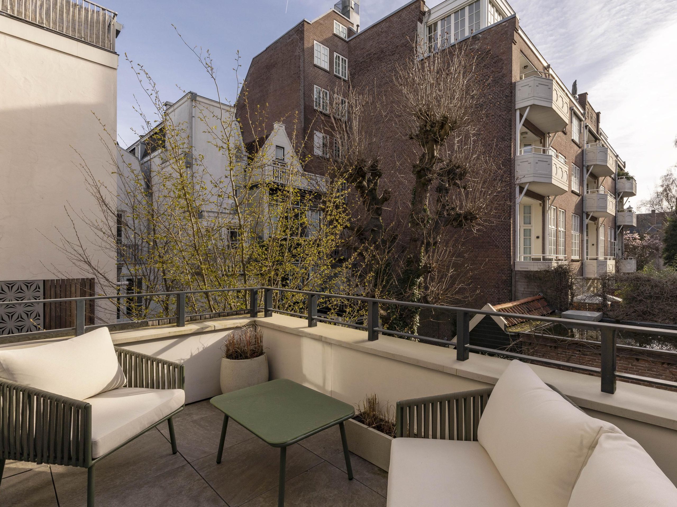 Weteringstraat 9 — 2