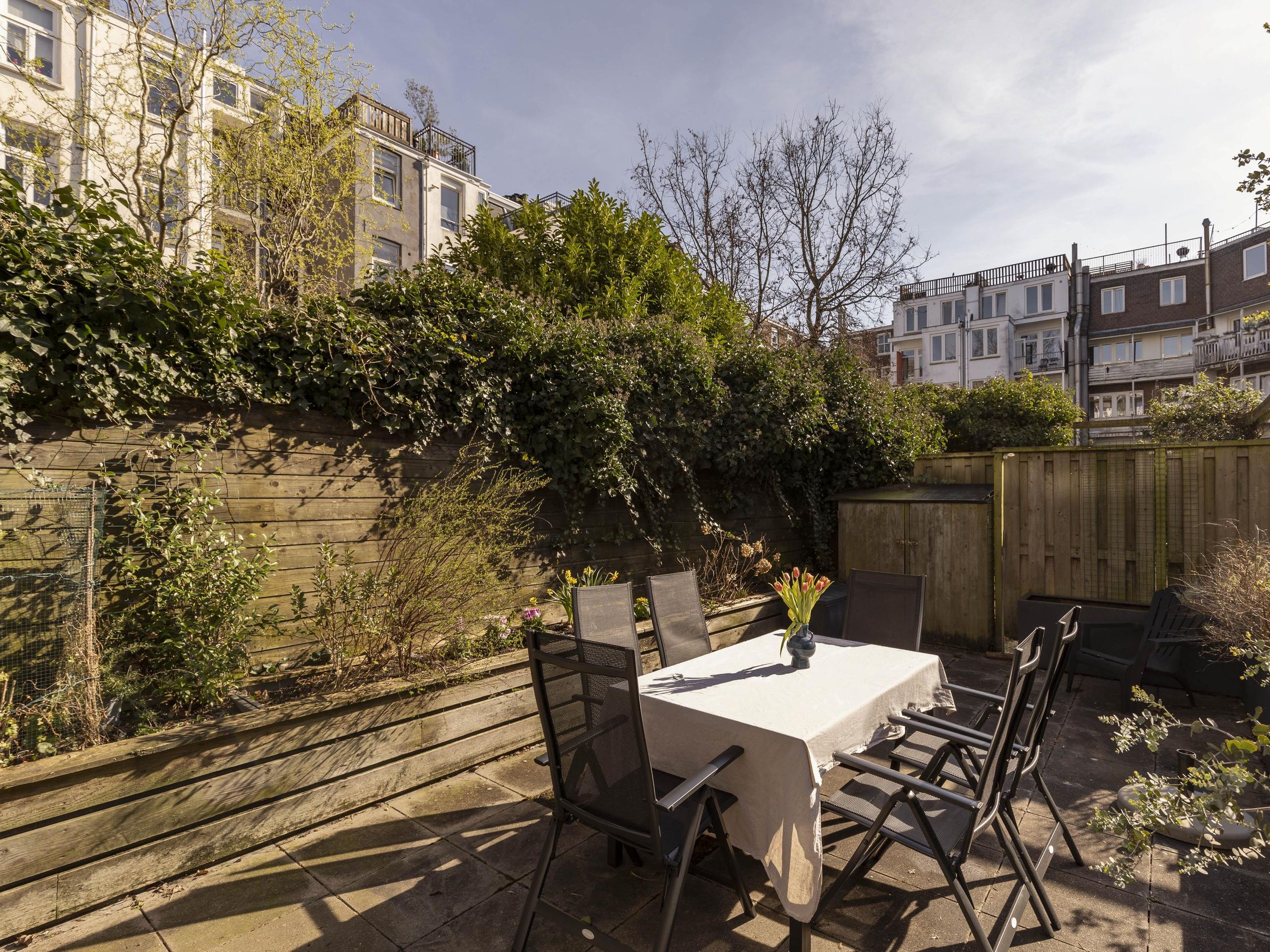 Van Oldenbarneveldtstraat 52-Z — 2