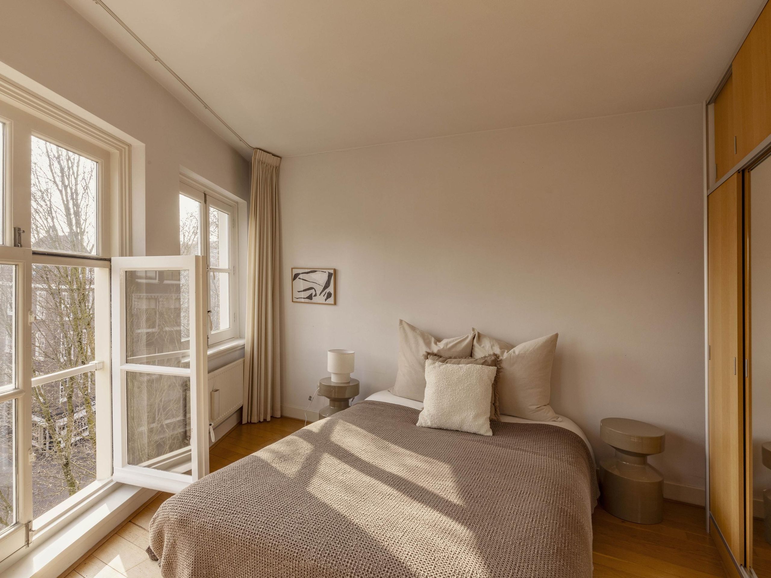 Krom Boomssloot 12 — 20