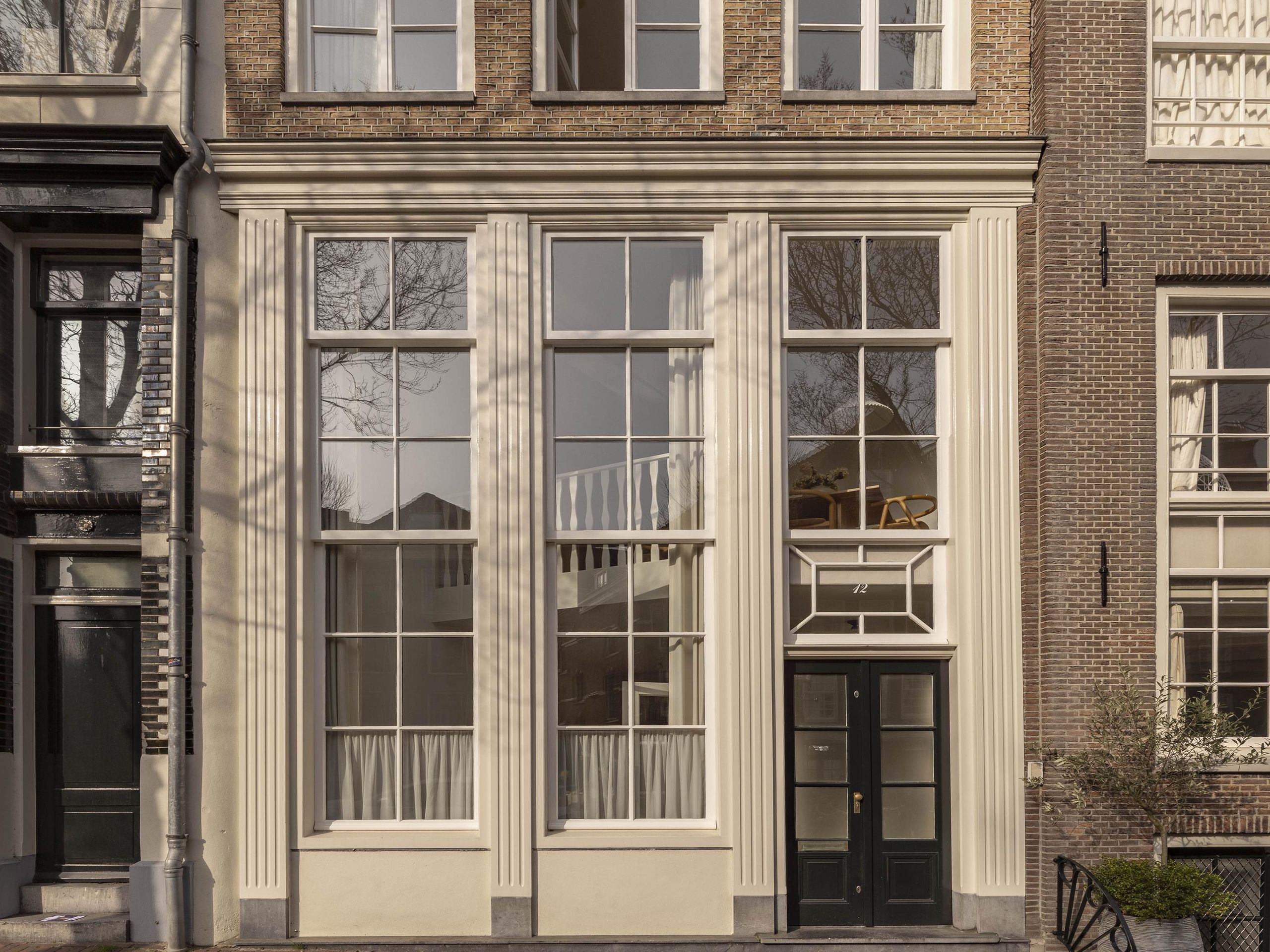 Krom Boomssloot 12 — 25