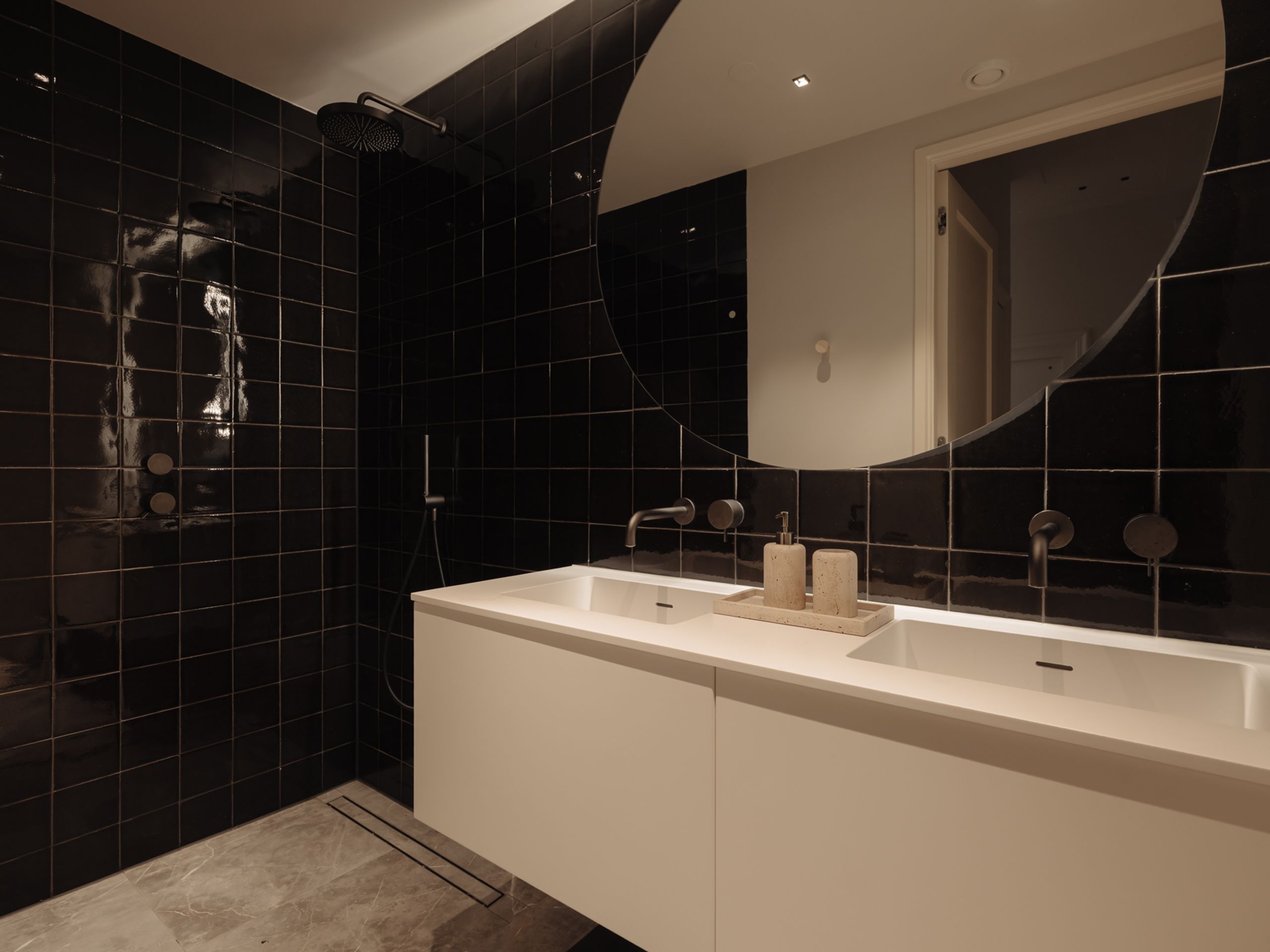 Roemer Visscherstraat 9 — 44