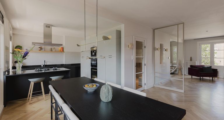 homes for rent on Admiraal De Ruijterweg 291-3